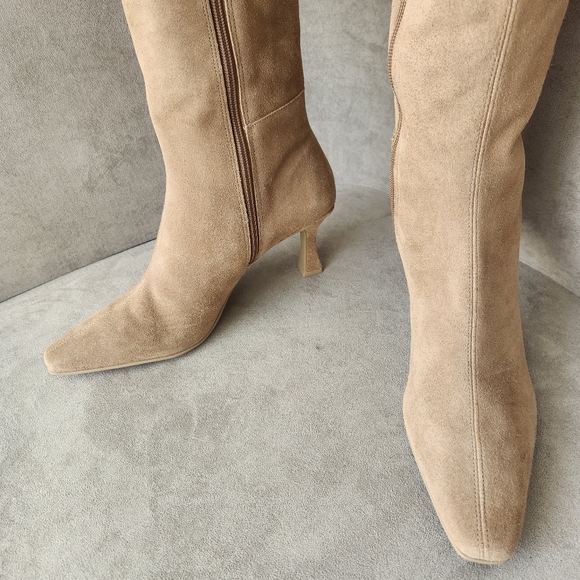 Gianni Bini heeled boots 9.5 beige suede CatWalk knee high snip toe tall new$130 - Picture 9 of 16
